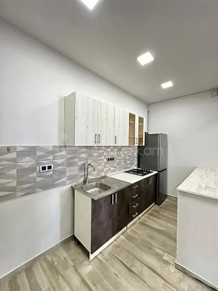 2 Սենյականոց Բնակարան Նորակառույցում, 72քմ, 6/12 հարկ, Կապիտալ Վերանորոգված