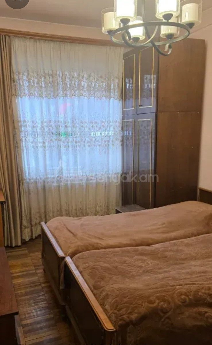 3 Սենյականոց Բնակարան, 74քմ, 3/9 հարկ, Նորմալ Վիճակում