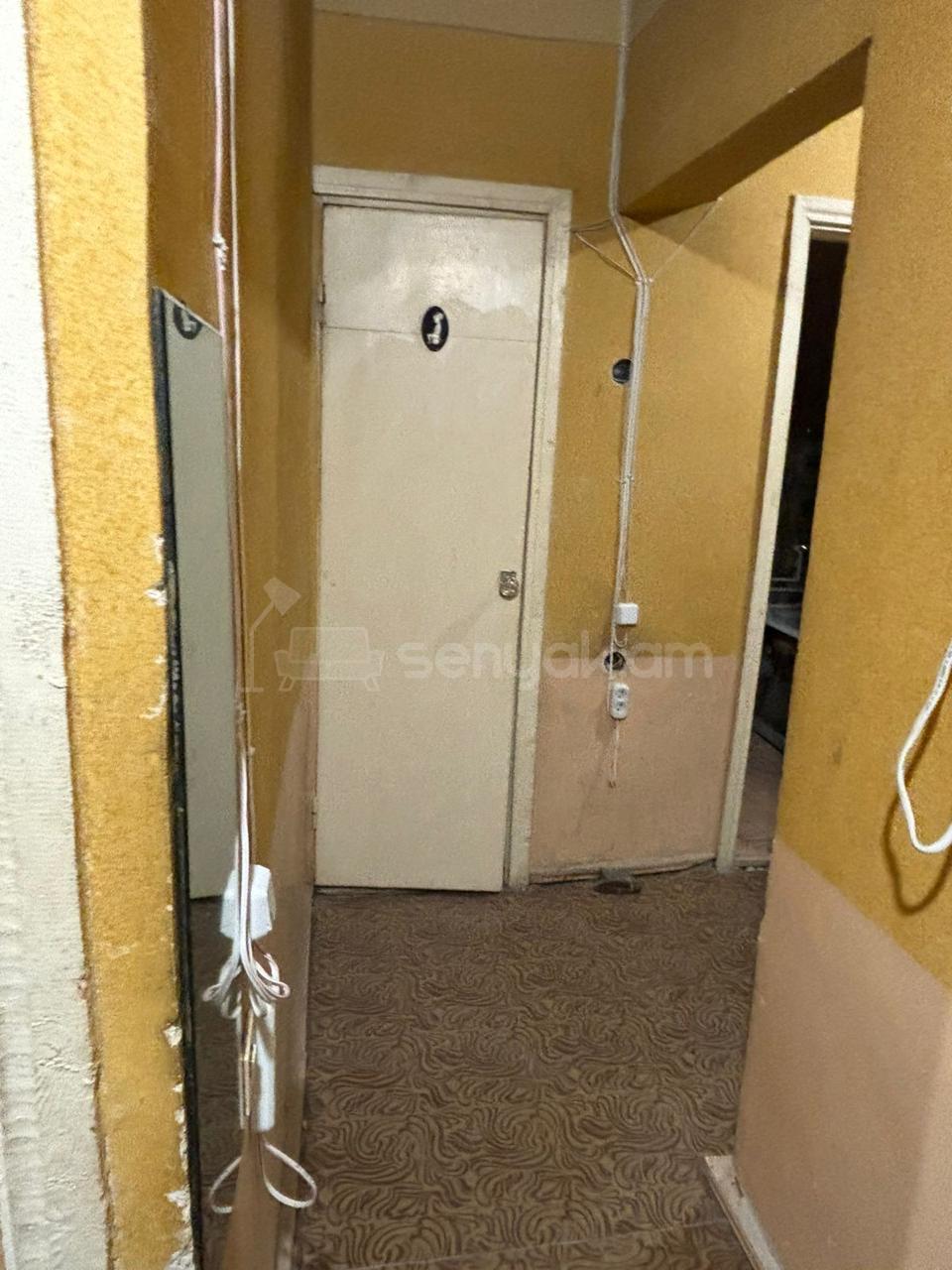 1 Սենյականոց Բնակարան, 47քմ, 5/5 հարկ, Պետական Վիճակում