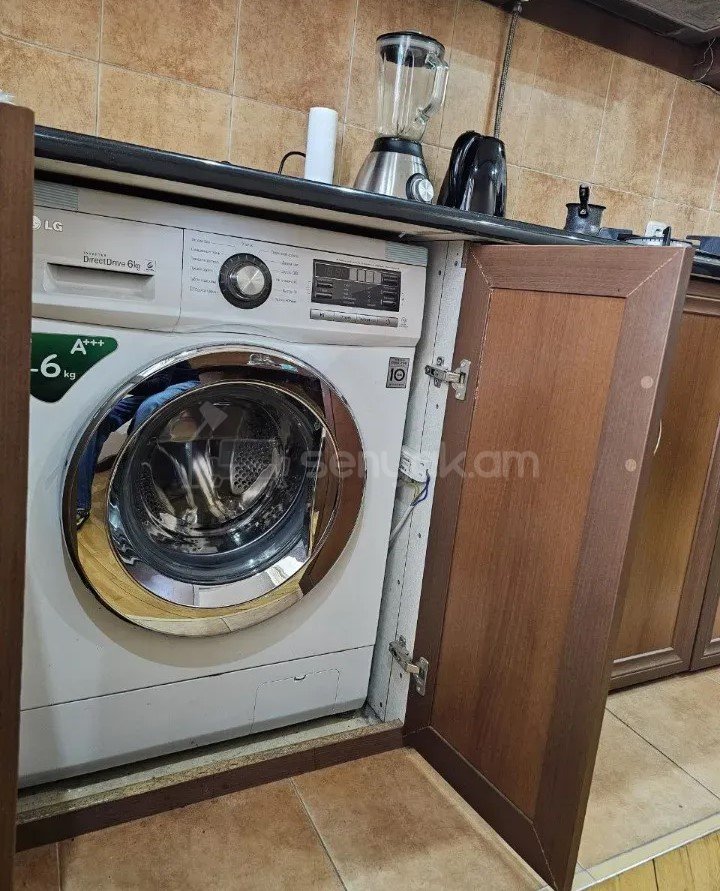 3 Սենյականոց Բնակարան, 79քմ, 12/16 հարկ, Կապիտալ Վերանորոգված