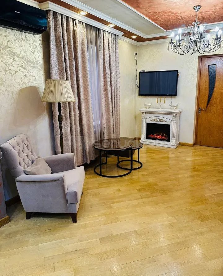 4 Սենյականոց Սեփական Տուն, 140քմ, Կապիտալ Վերանորոգված, Ավտոտնակով