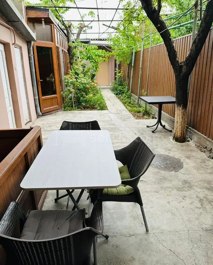 4 Սենյականոց Սեփական Տուն, 140քմ, Կապիտալ Վերանորոգված, Ավտոտնակով