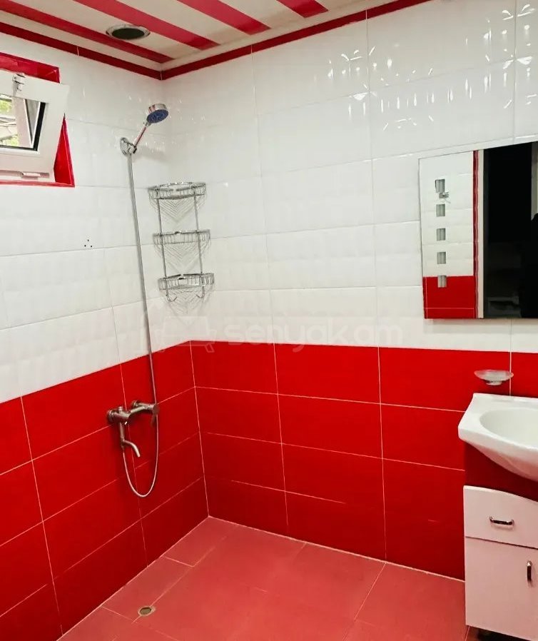 4 Սենյականոց Սեփական Տուն, 140քմ, Կապիտալ Վերանորոգված, Ավտոտնակով