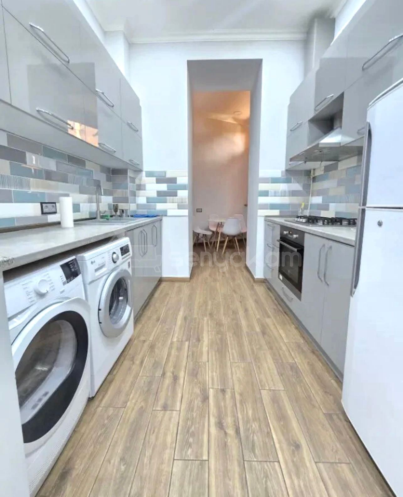 2 Սենյականոց Բնակարան Քարե Շենքում, 65քմ, 1/4 հարկ, Դիզայներական Վերանորոգված, Կահավորված, Արևկող