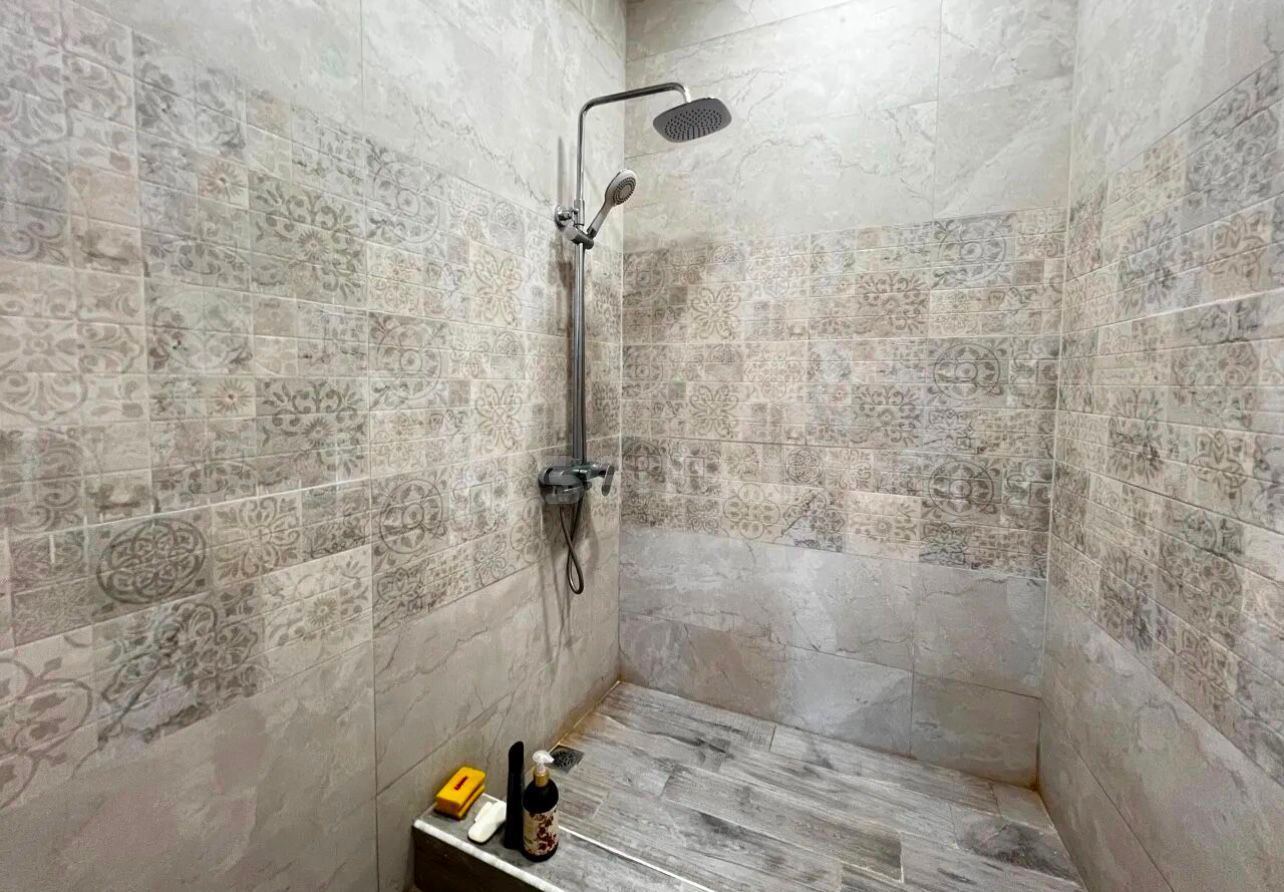 2 Սենյականոց Բնակարան Քարե Շենքում, 65քմ, 1/4 հարկ, Դիզայներական Վերանորոգված, Կահավորված, Արևկող