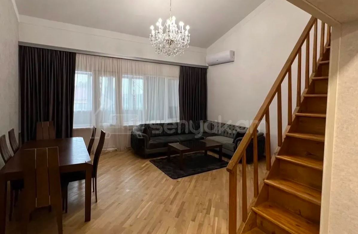 3 Սենյականոց Բնակարան Քարե Շենքում, 80քմ, 5/5 հարկ, Կապիտալ Վերանորոգված, Կահավորված, Արևկող