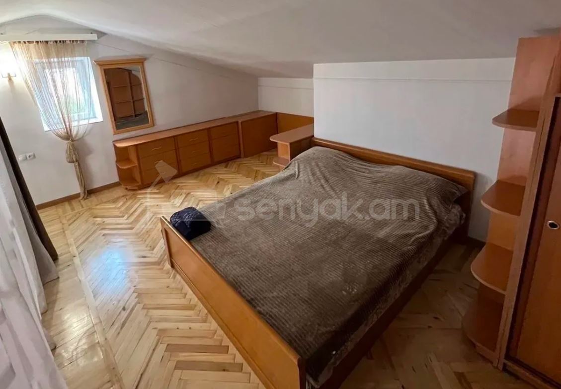 3 Սենյականոց Բնակարան Քարե Շենքում, 80քմ, 5/5 հարկ, Կապիտալ Վերանորոգված, Կահավորված, Արևկող