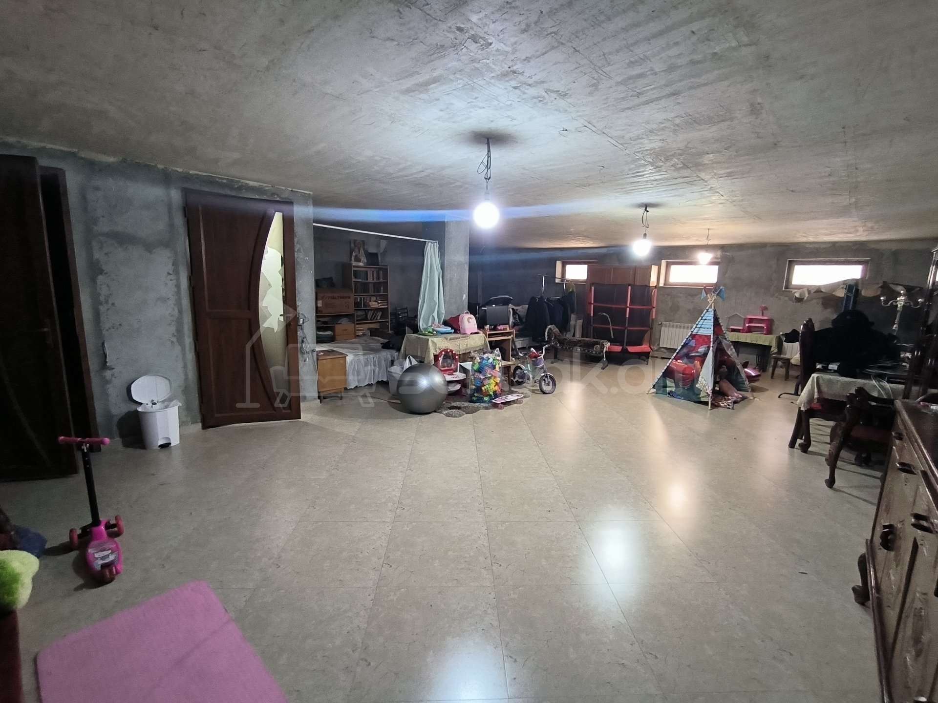 5 Սենյականոց Շքեղ Առանձնատուն, 320քմ