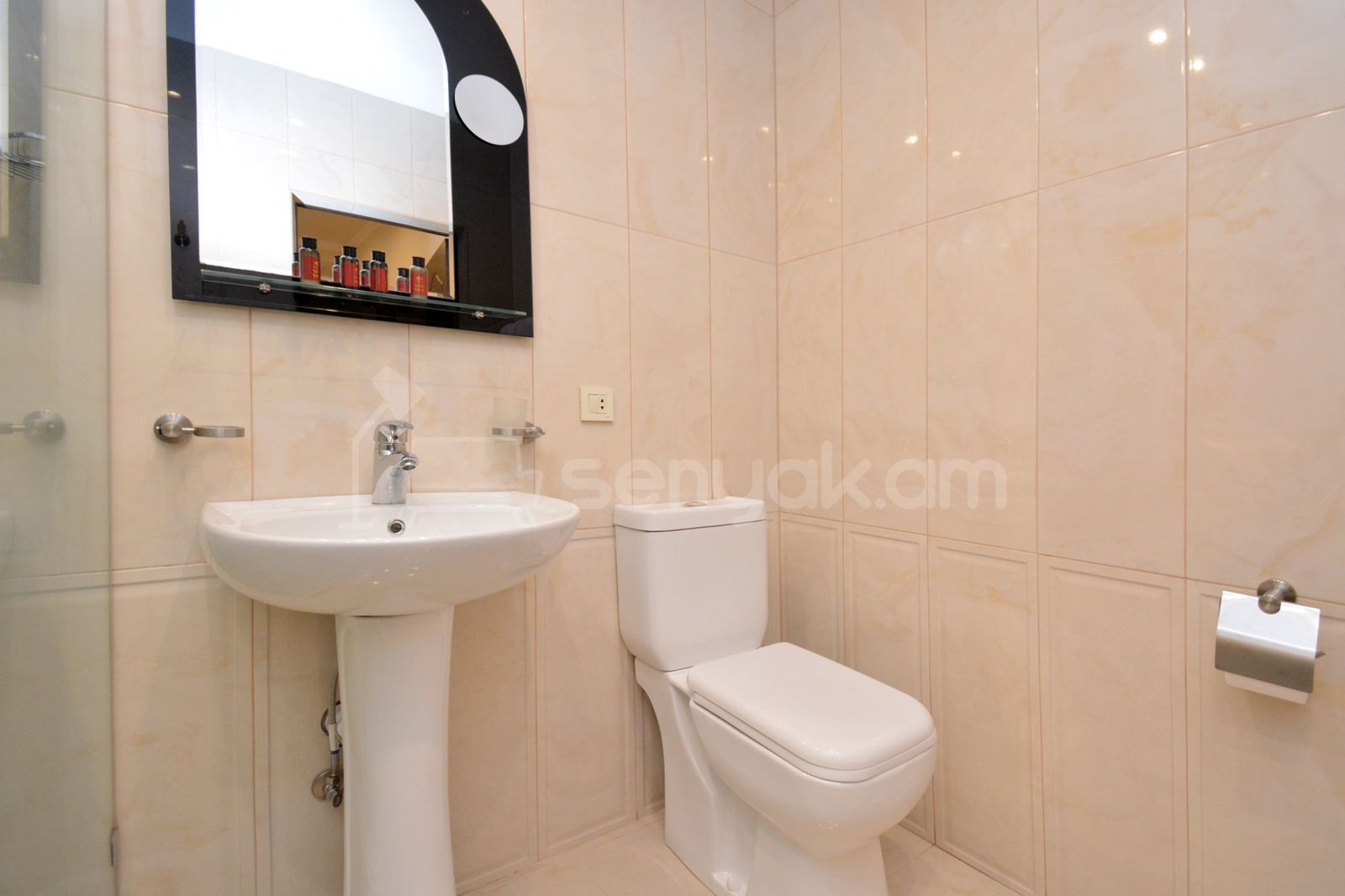 2 Սենյականոց Բնակարան Նորակառույցում, 72քմ, 11/12 հարկ, Դիզայներական Վերանորոգված