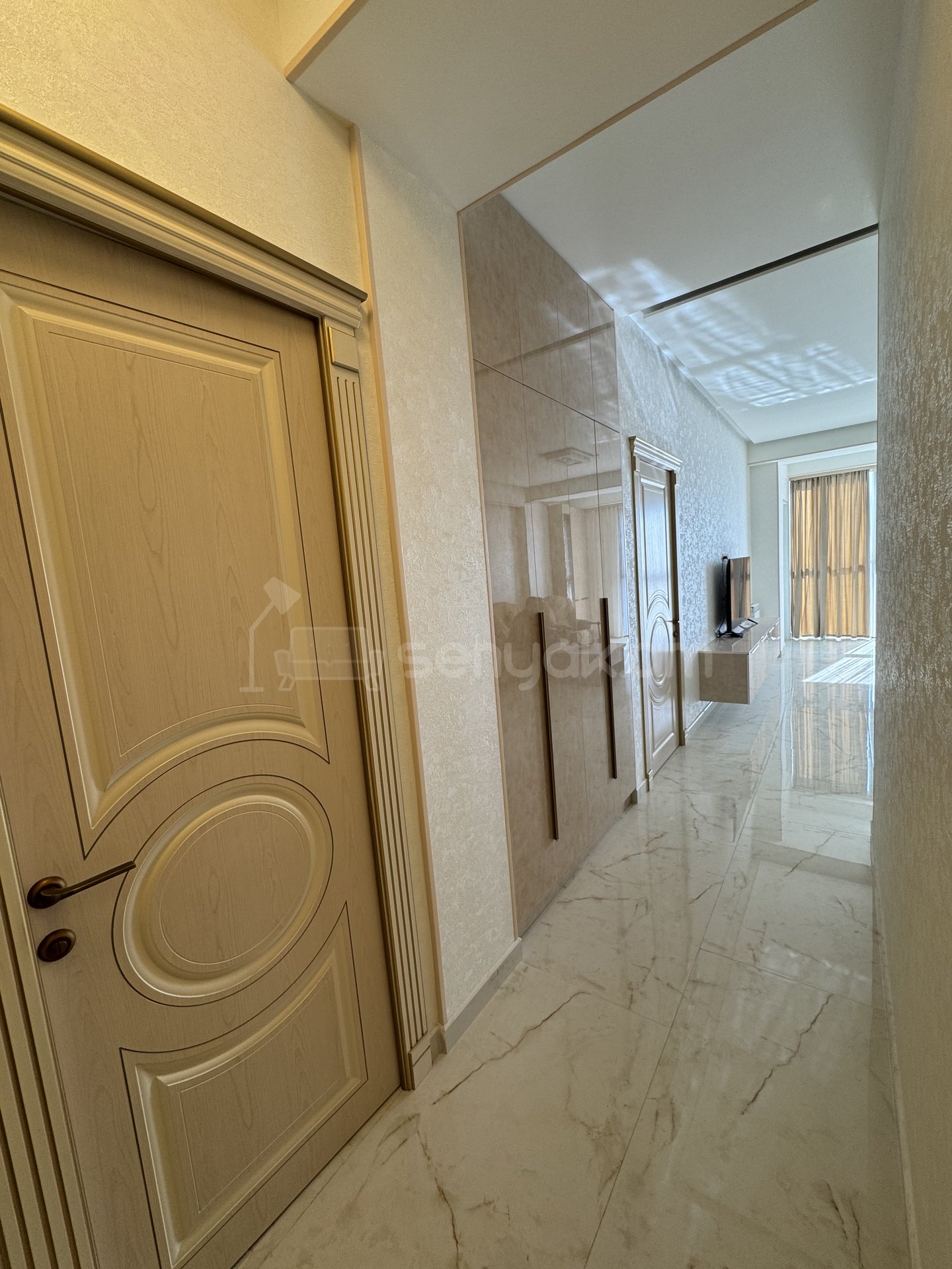 2 Սենյականոց Բնակարան Նորակառույցում, 70քմ, 5/18 հարկ, Կապիտալ Վերանորոգված, Կահավորված, Արևկող