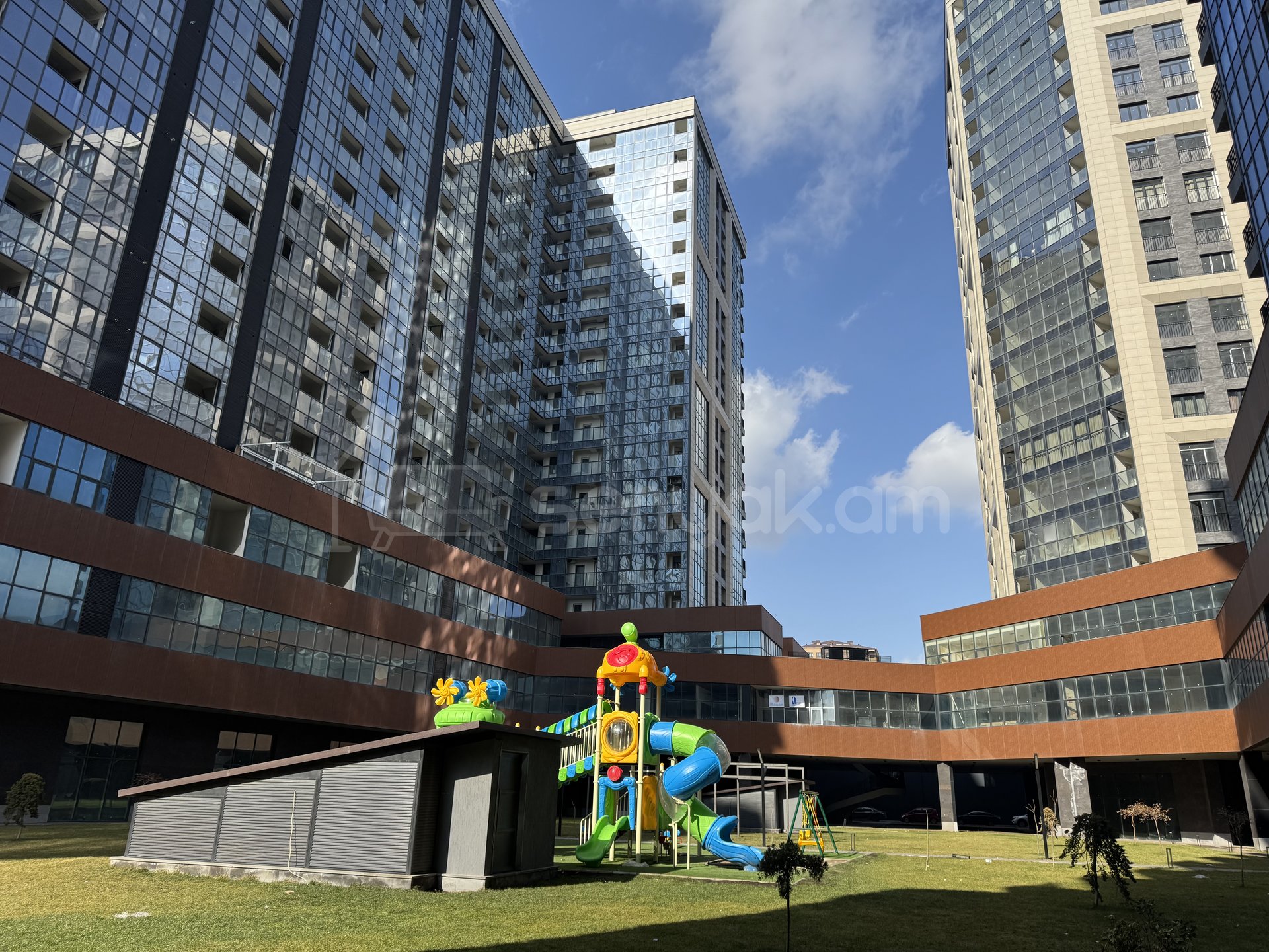 2 Սենյականոց Բնակարան Նորակառույցում, 70քմ, 5/18 հարկ, Կապիտալ Վերանորոգված, Կահավորված, Արևկող