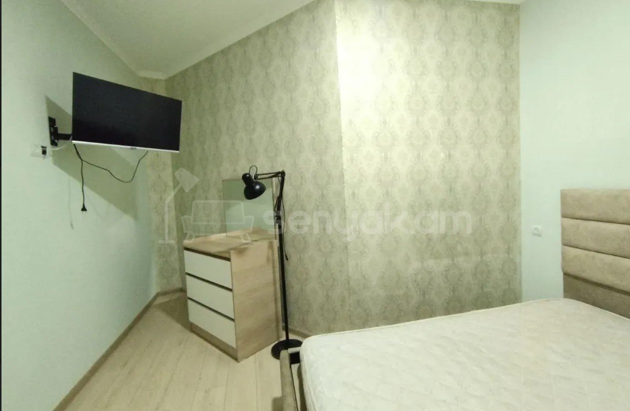 3 Սենյականոց Բնակարան Նորակառույցում, 75քմ, 3/12 հարկ, Կապիտալ Վերանորոգված, Կահավորված, Արևկող