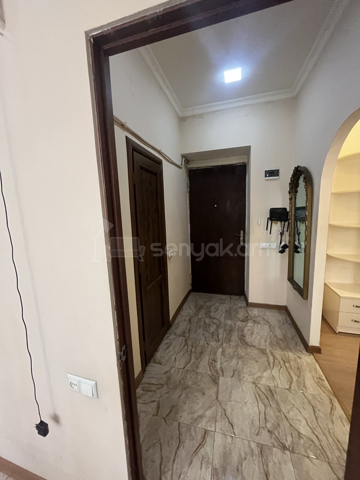 1 Սենյականոց Բնակարան, 45քմ, 3/5 հարկ, Կապիտալ Վերանորոգված