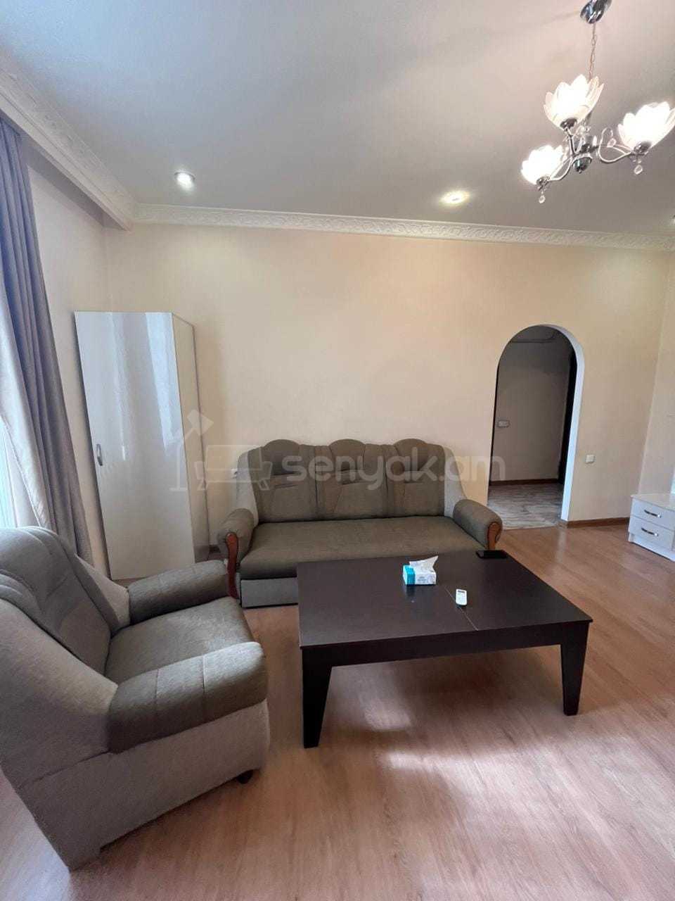 1 Սենյականոց Բնակարան, 45քմ, 3/5 հարկ, Կապիտալ Վերանորոգված