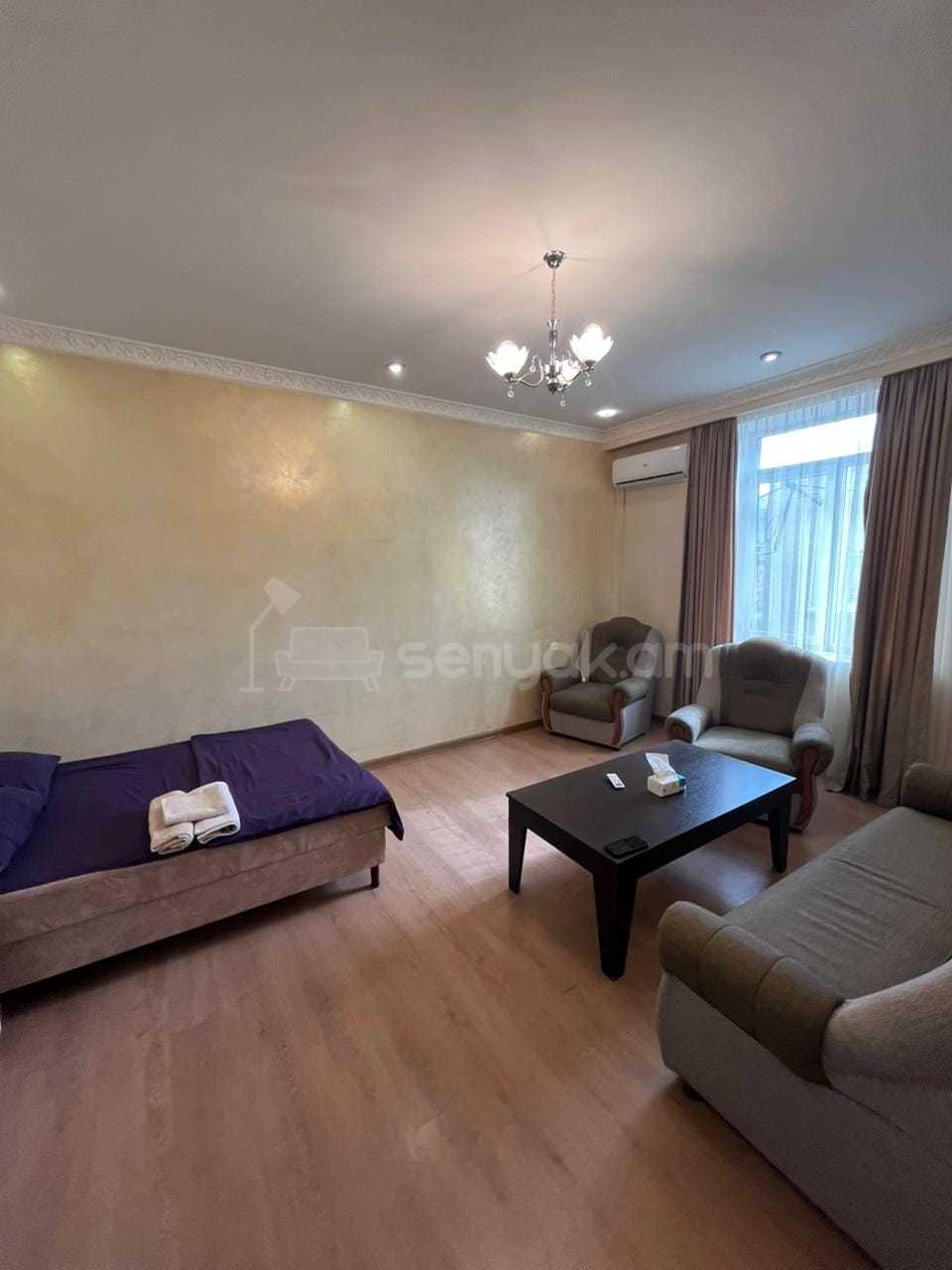 1 Սենյականոց Բնակարան, 45քմ, 3/5 հարկ, Կապիտալ Վերանորոգված