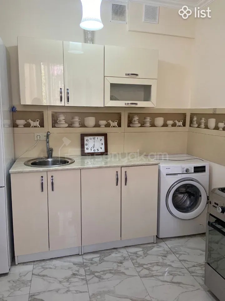 2 Սենյականոց Բնակարան Քարե Շենքում, 58քմ, 2/4 հարկ, Կապիտալ Վերանորոգված, Կահավորված, Արևկող