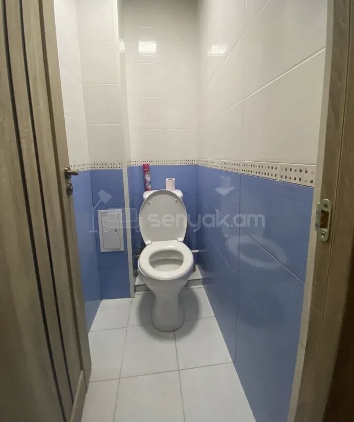 2 Սենյականոց Բնակարան Քարե Շենքում, 58քմ, 2/4 հարկ, Կապիտալ Վերանորոգված, Կահավորված, Արևկող