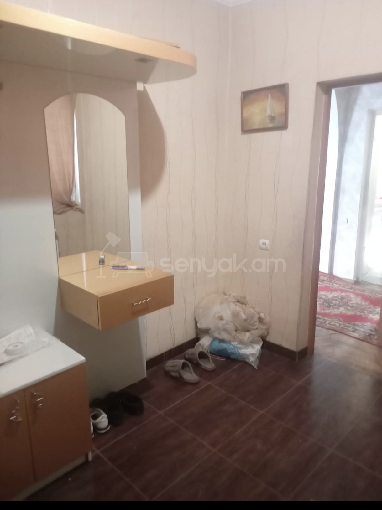 2 Սենյականոց Բնակարան Քարե Շենքում, 56քմ, 1/5 հարկ, Նորմալ Վիճակում, Կահավորված