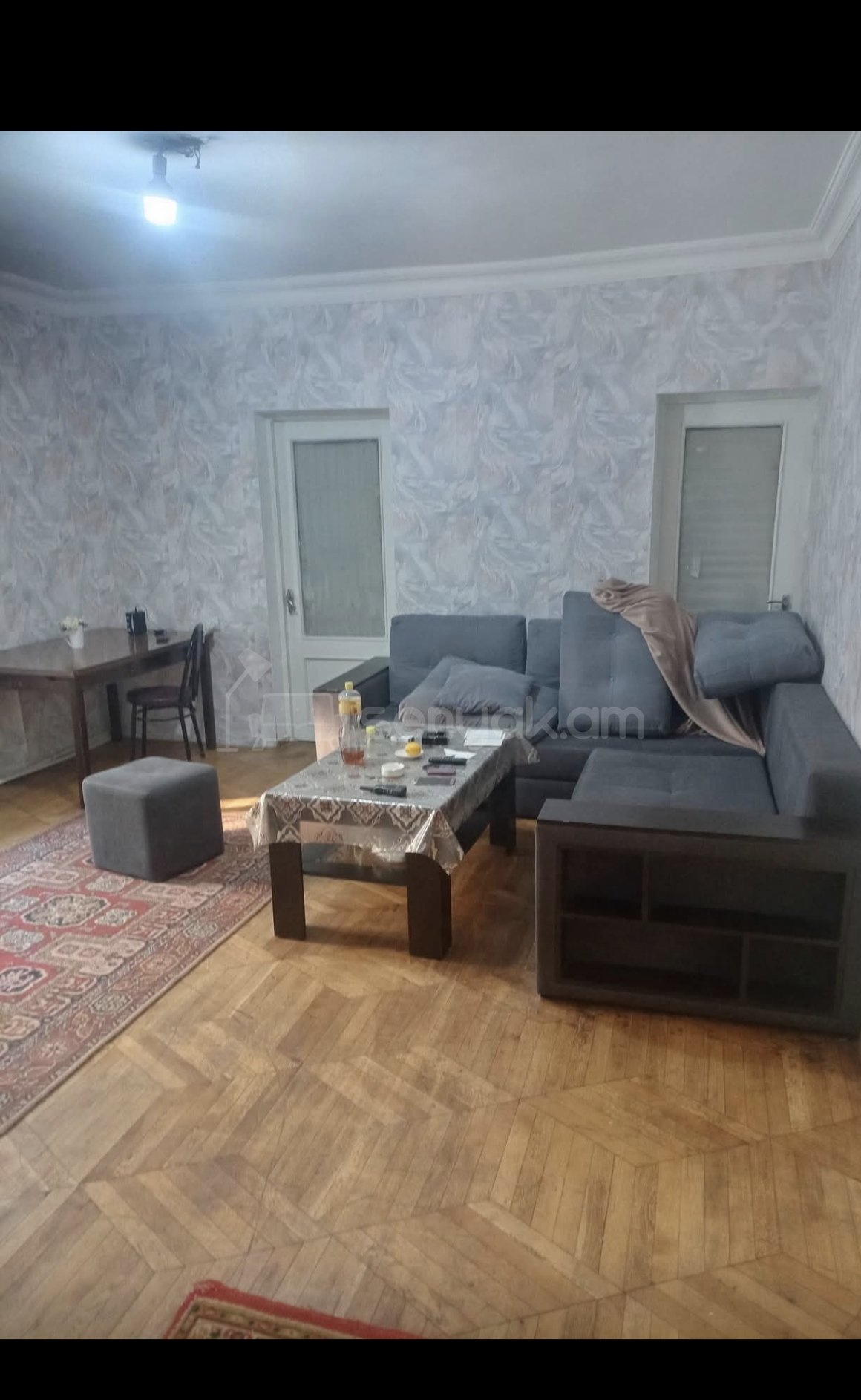 2 Սենյականոց Բնակարան Քարե Շենքում, 56քմ, 1/5 հարկ, Նորմալ Վիճակում, Կահավորված