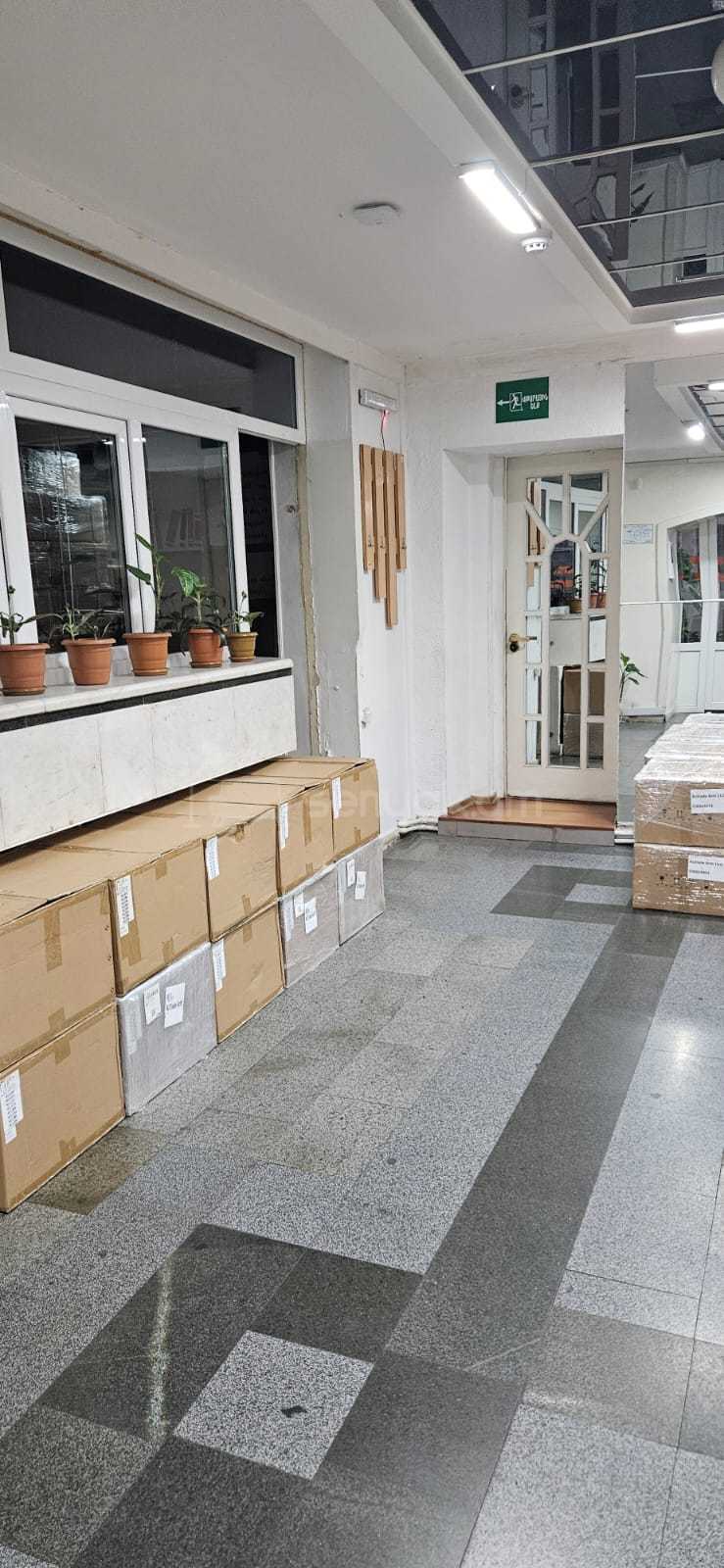 Օֆիսային Տարածք, 250քմ