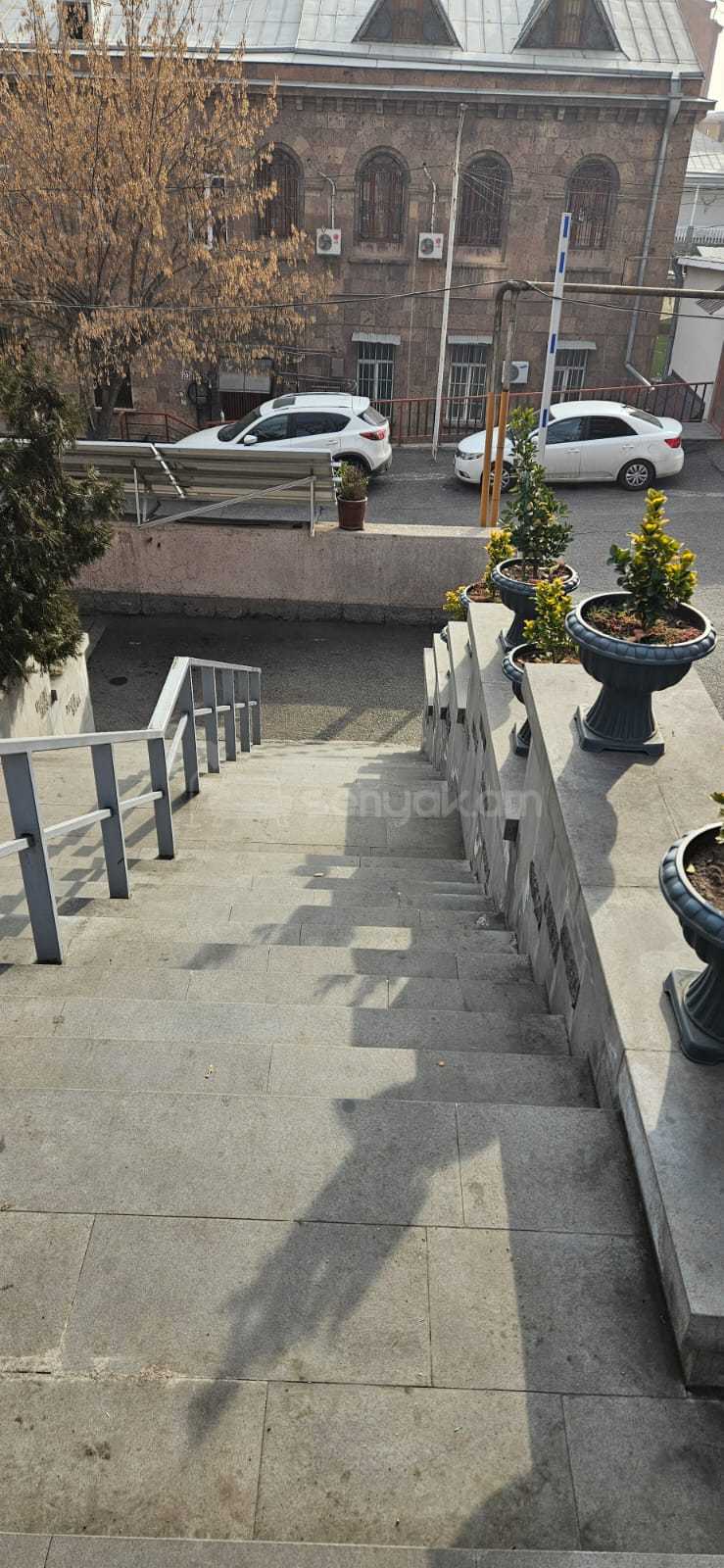 Օֆիսային Տարածք, 250քմ