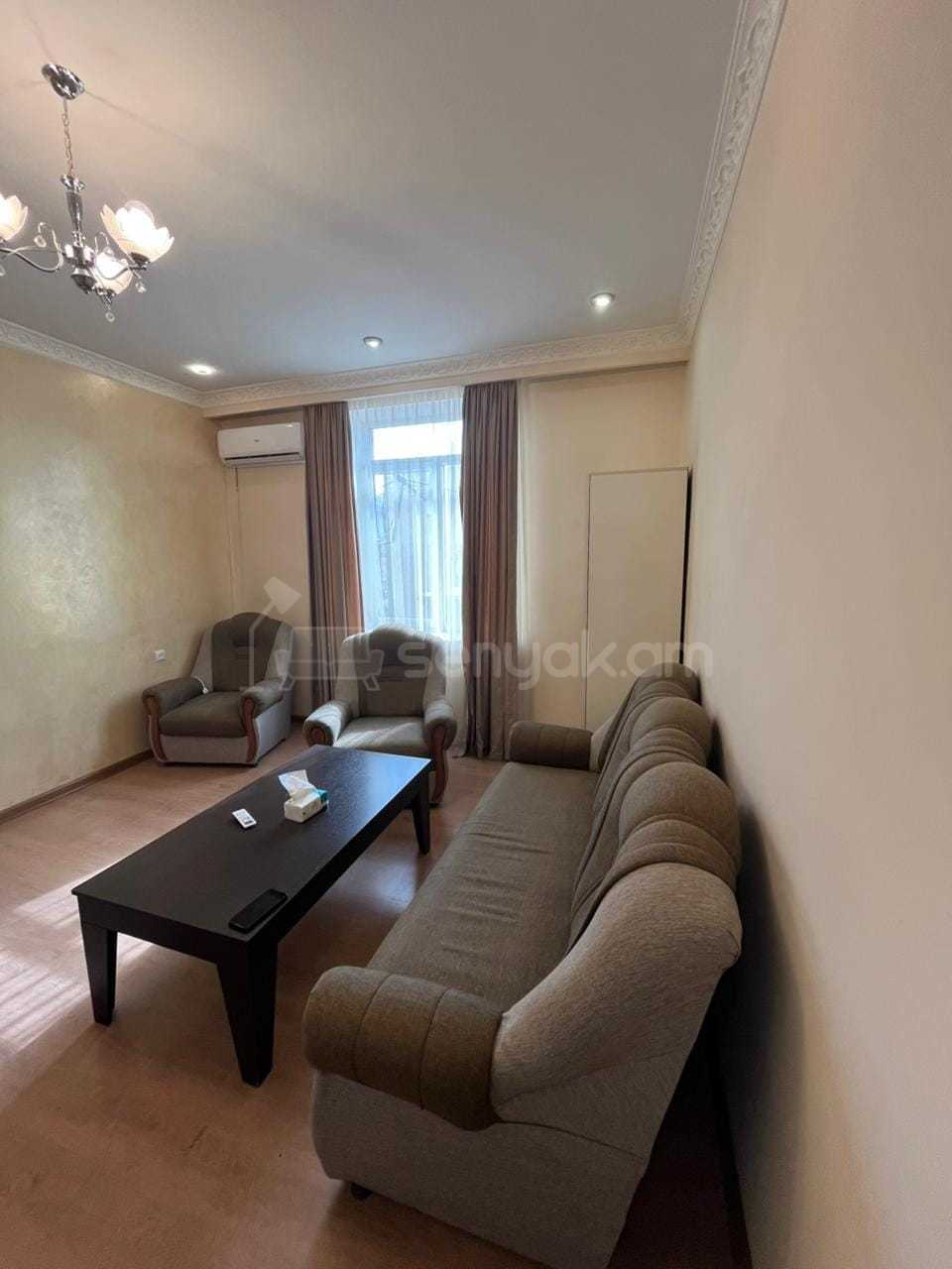 1 Սենյականոց Բնակարան, 45քմ, 3/5 հարկ, Դիզայներական Վերանորոգված