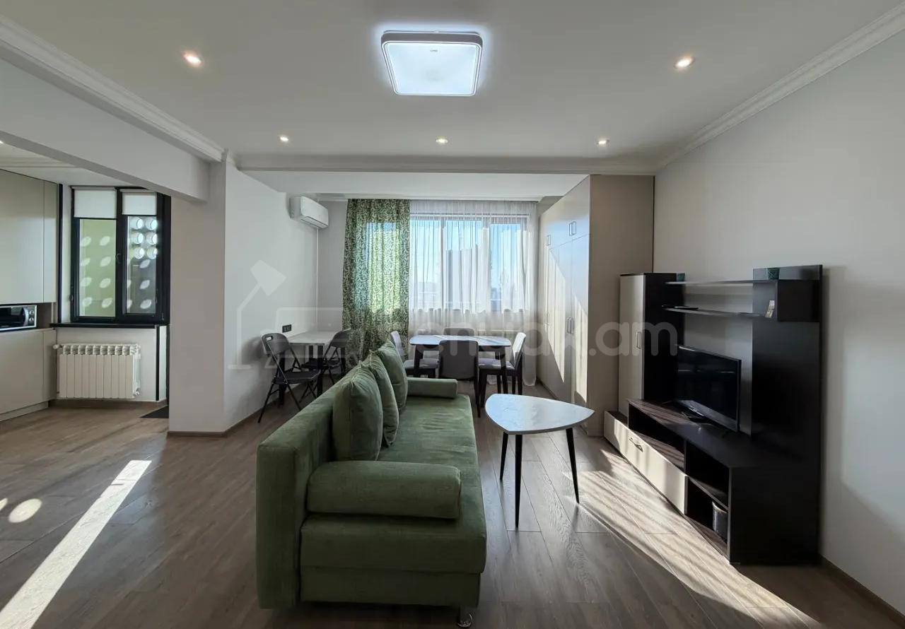 1 Սենյականոց Բնակարան, 50քմ, 7/15 հարկ, Դիզայներական Վերանորոգված