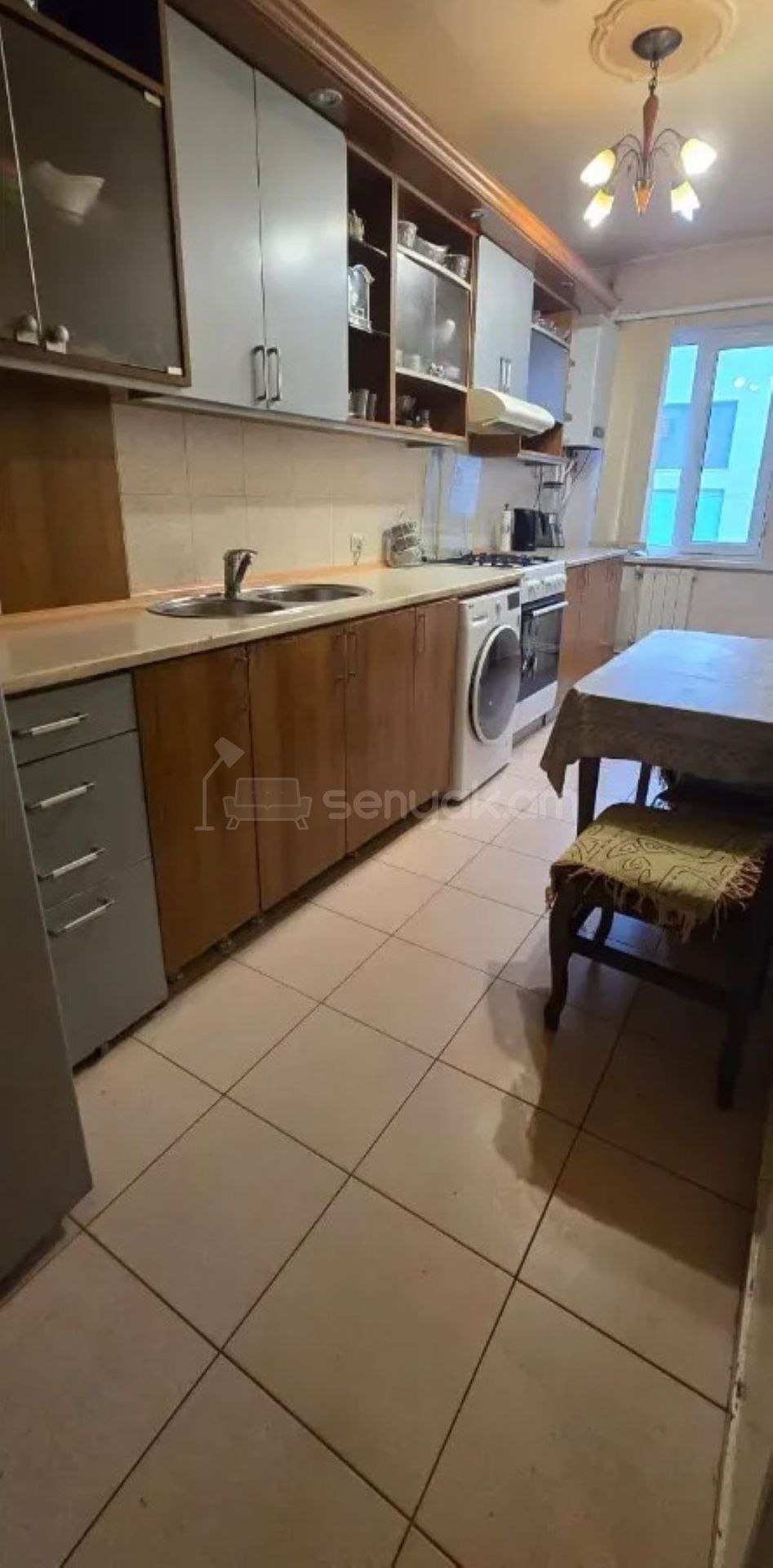 3 Սենյականոց Բնակարան, 74քմ, 3/9 հարկ, Կապիտալ Վերանորոգված