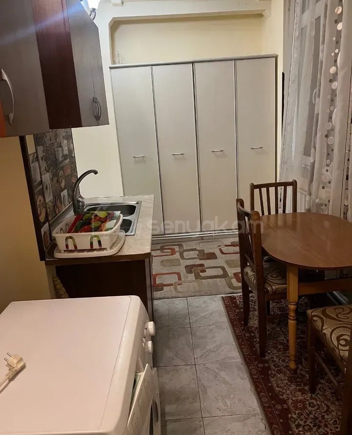 2 Սենյականոց Բնակարան Քարե Շենքում, 45քմ, 4/5 հարկ, Կապիտալ Վերանորոգված