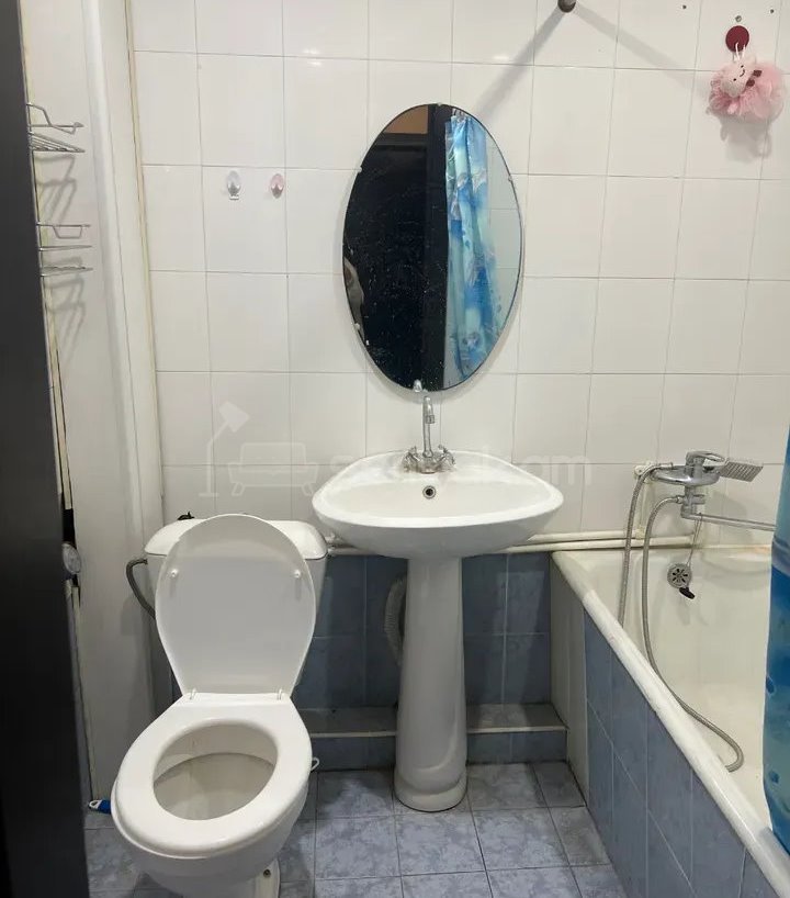 2 Սենյականոց Բնակարան Քարե Շենքում, 45քմ, 4/5 հարկ, Կապիտալ Վերանորոգված