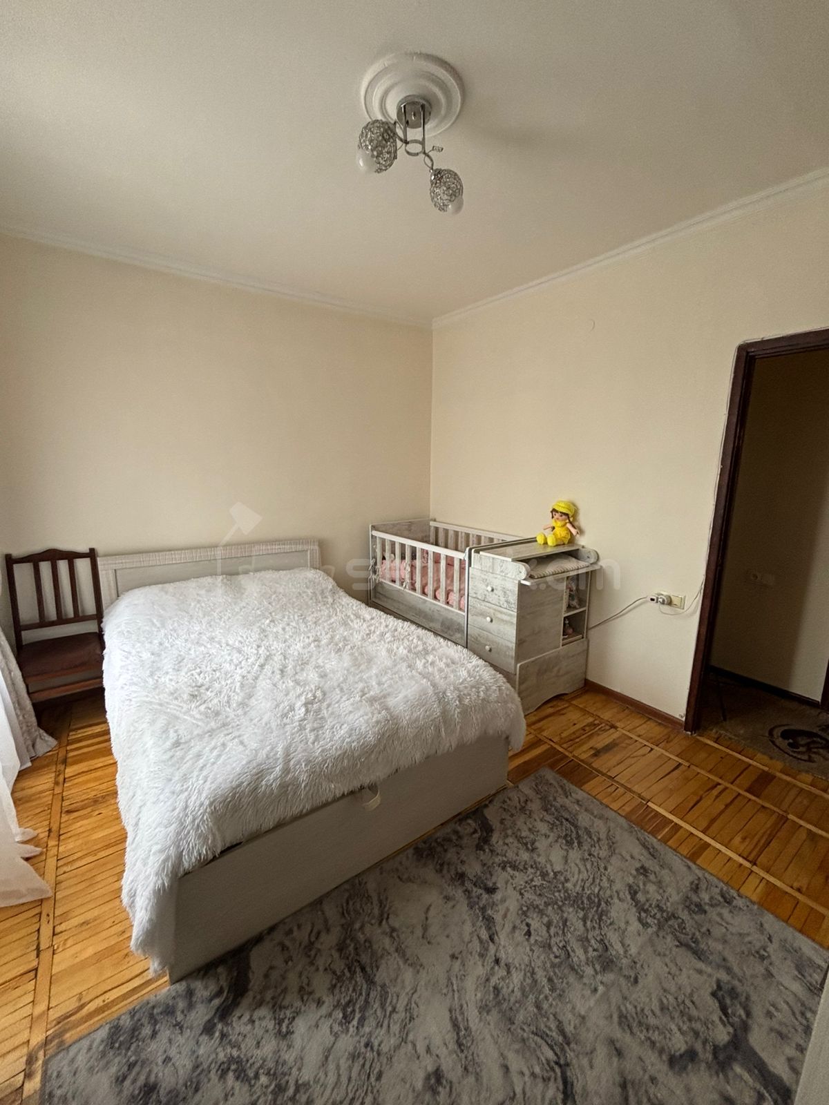 4 Սենյականոց Բնակարան, 90քմ, 6/9 հարկ, Կոսմետիկ Վերանորոգված