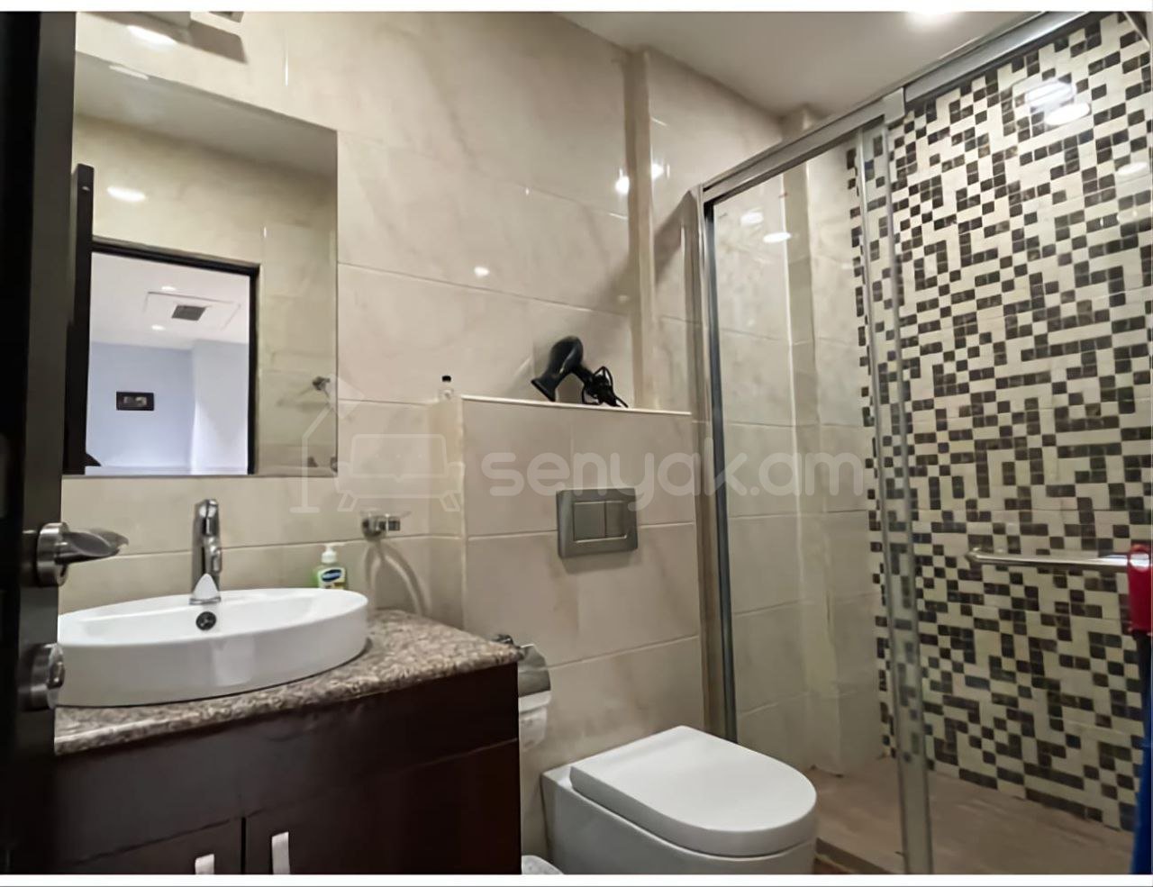 2 Սենյականոց Բնակարան Նորակառույցում, 50քմ, 4/15 հարկ, Դիզայներական Վերանորոգված