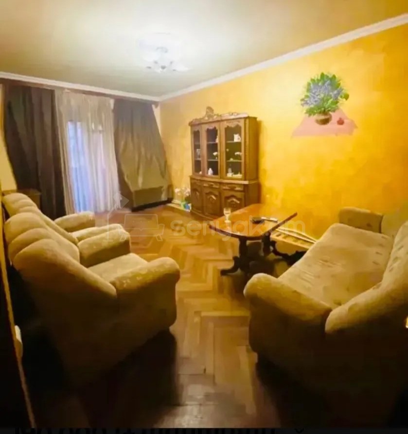 3 Սենյականոց Բնակարան Քարե Շենքում, 63քմ, 3/5 հարկ, Կապիտալ Վերանորոգված, Կահավորված