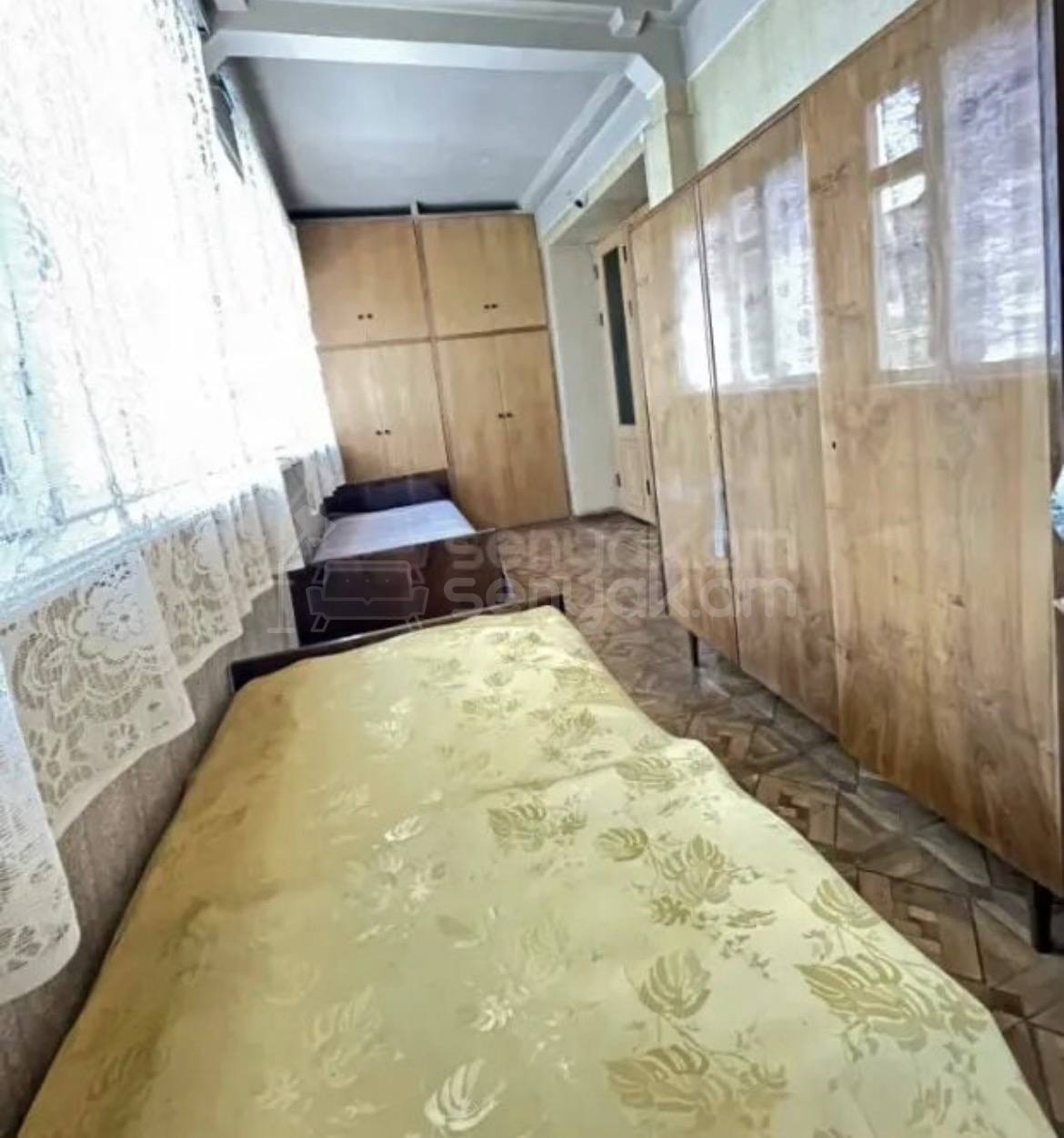 3 Սենյականոց Բնակարան Քարե Շենքում, 108քմ, 2/5 հարկ, Նորմալ Վիճակում