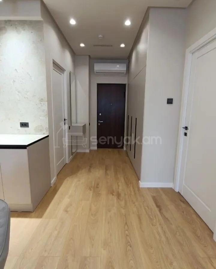 2 Սենյականոց Բնակարան Նորակառույցում, 57քմ, 3/18 հարկ, Կապիտալ Վերանորոգված