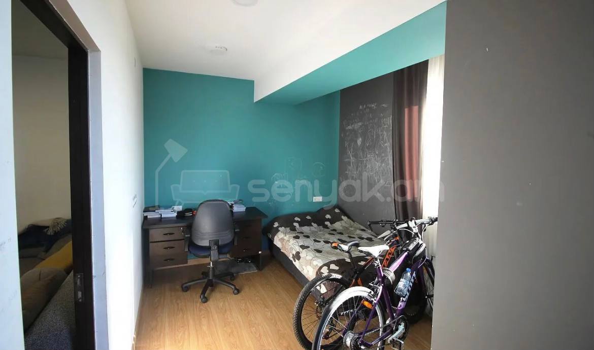 4 Սենյականոց Բնակարան, 103քմ, 6/14 հարկ, Նորմալ Վիճակում