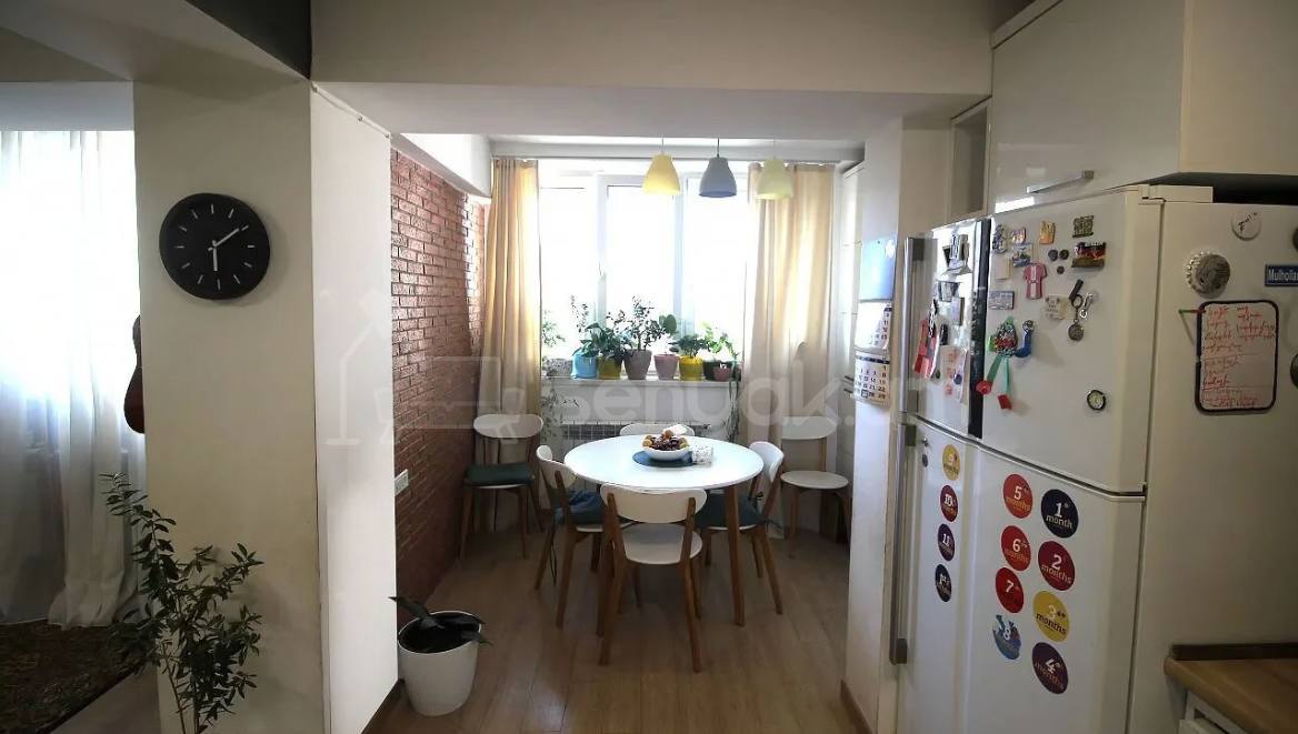 4 Սենյականոց Բնակարան, 103քմ, 6/14 հարկ, Նորմալ Վիճակում