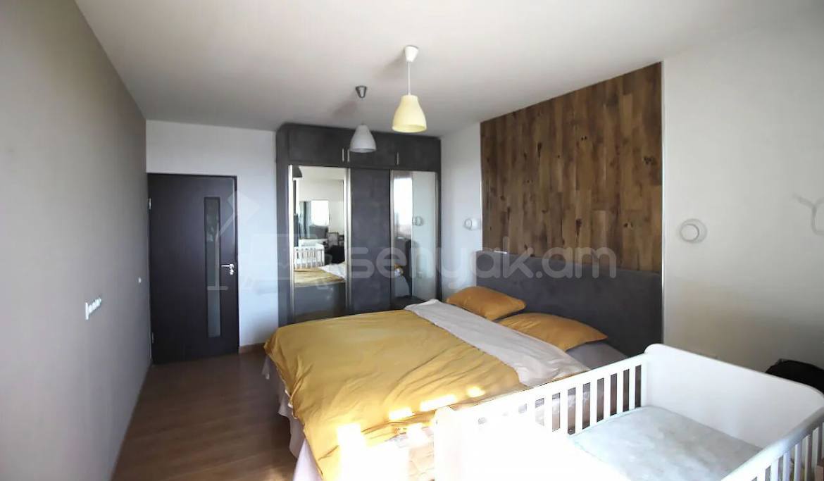 4 Սենյականոց Բնակարան, 103քմ, 6/14 հարկ, Նորմալ Վիճակում