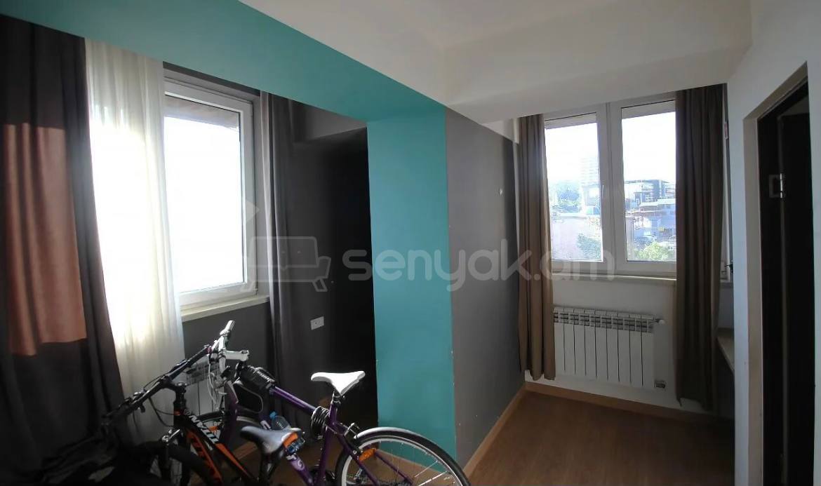 4 Սենյականոց Բնակարան, 103քմ, 6/14 հարկ, Նորմալ Վիճակում