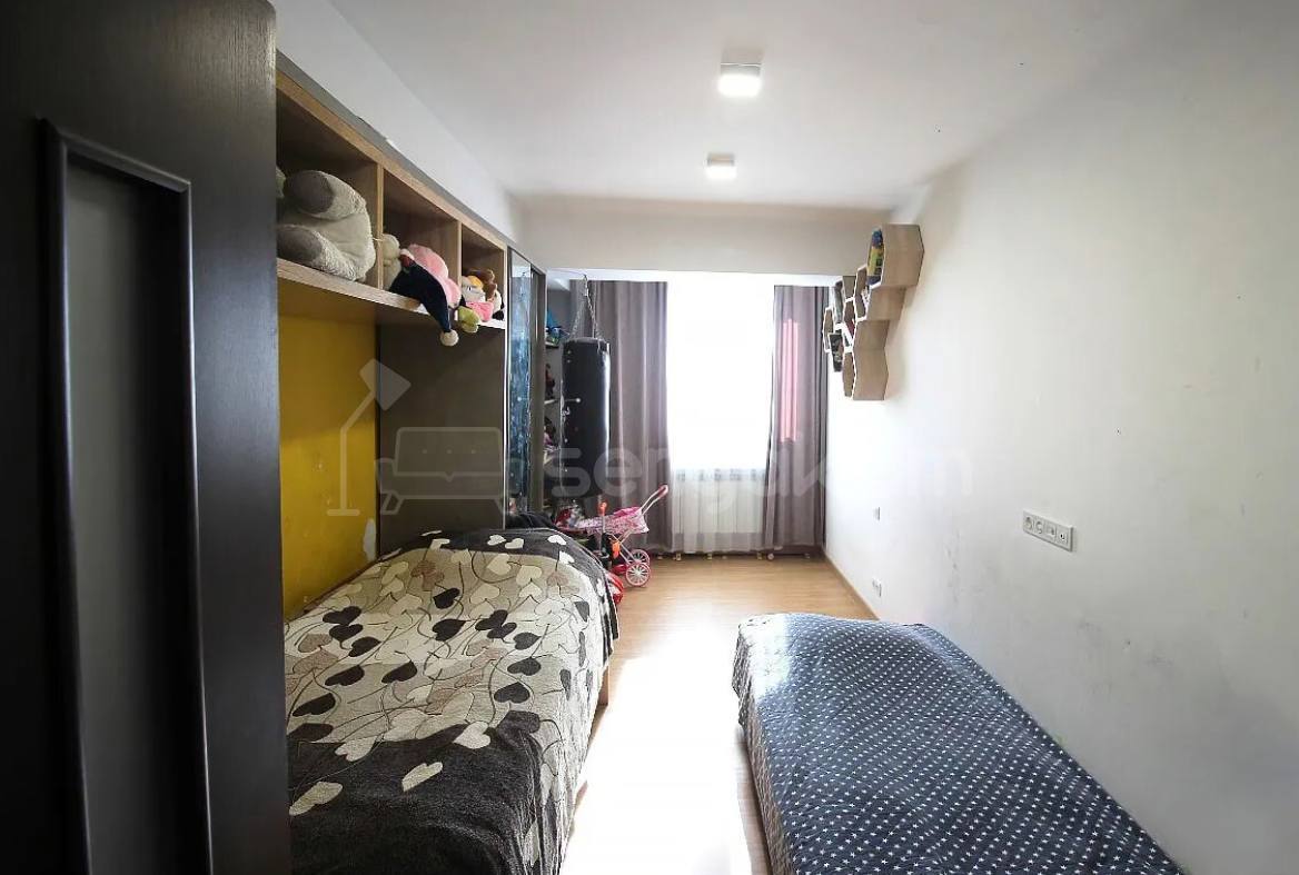 4 Սենյականոց Բնակարան, 103քմ, 6/14 հարկ, Նորմալ Վիճակում