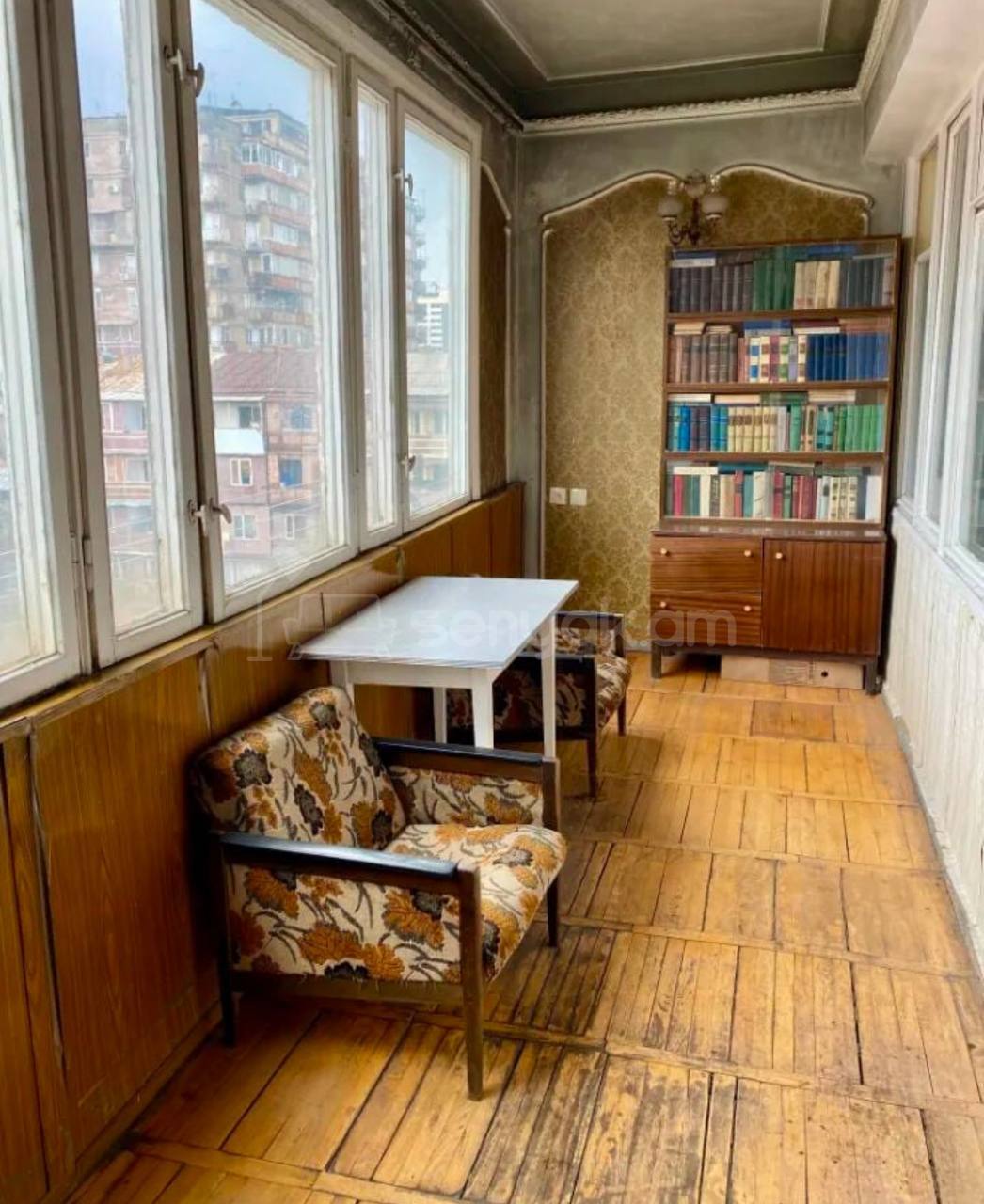 2 Սենյականոց Բնակարան Քարե Շենքում, 70քմ, 5/5 հարկ, Նորմալ Վիճակում, Կահավորված, Արևկող