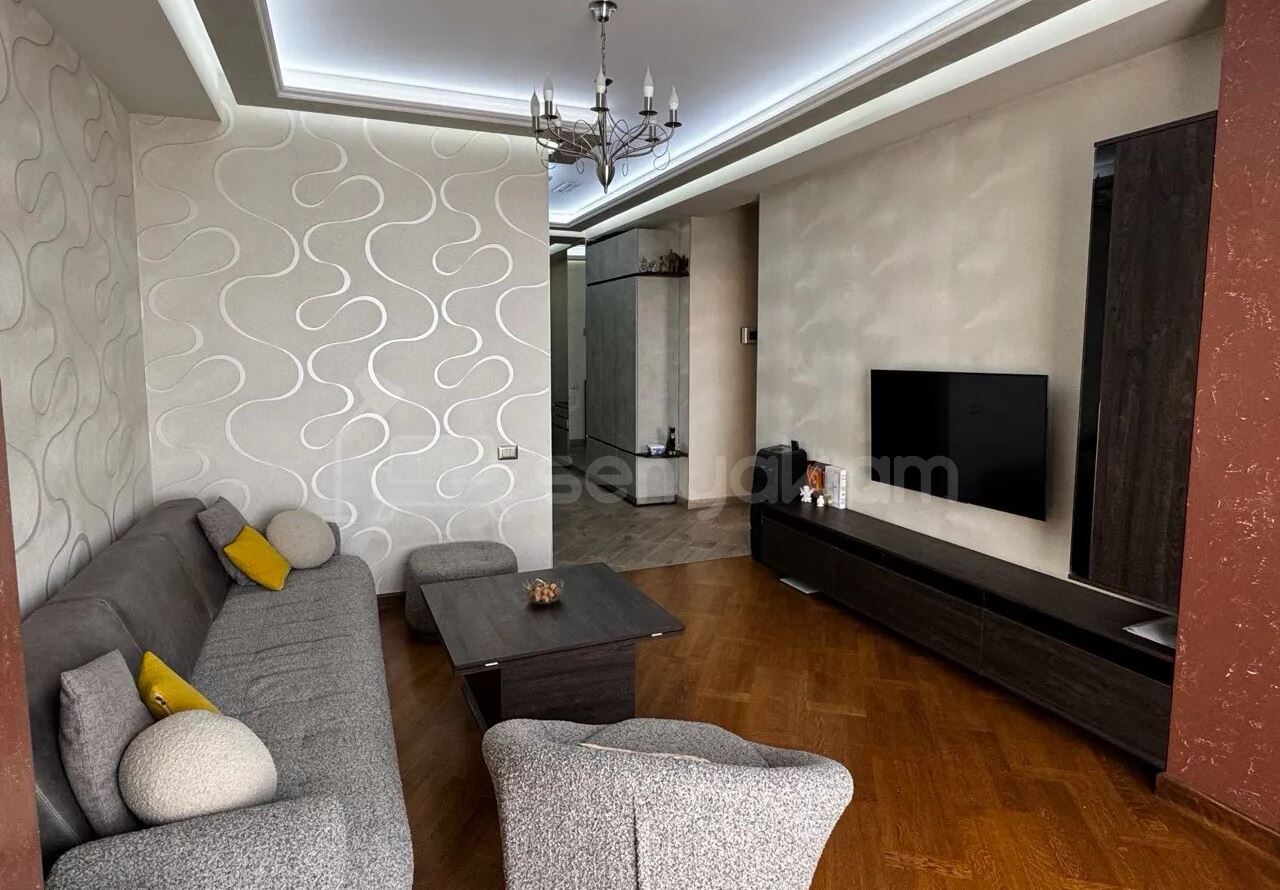 4 Սենյականոց Բնակարան Նորակառույցում, 113քմ, 8/8 հարկ, Կապիտալ Վերանորոգված