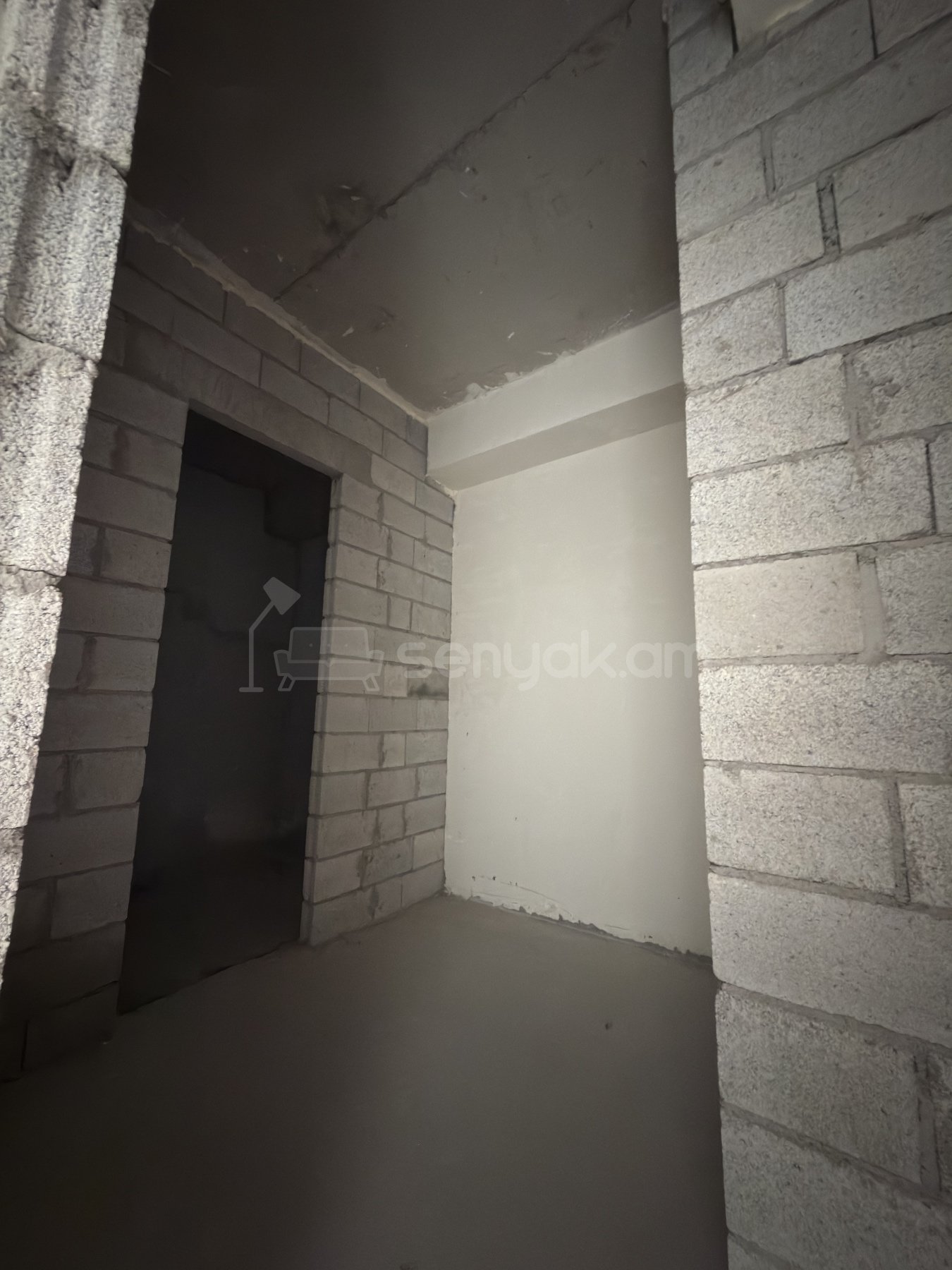 4 Սենյականոց Բնակարան Նորակառույցում, 167քմ, 8/8 հարկ, Զրոյական Վիճակում