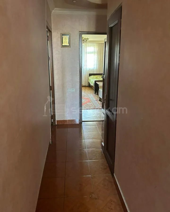 3 Սենյականոց Բնակարան Քարե Շենքում, 80քմ, 4/4 հարկ, Կոսմետիկ Վերանորոգված