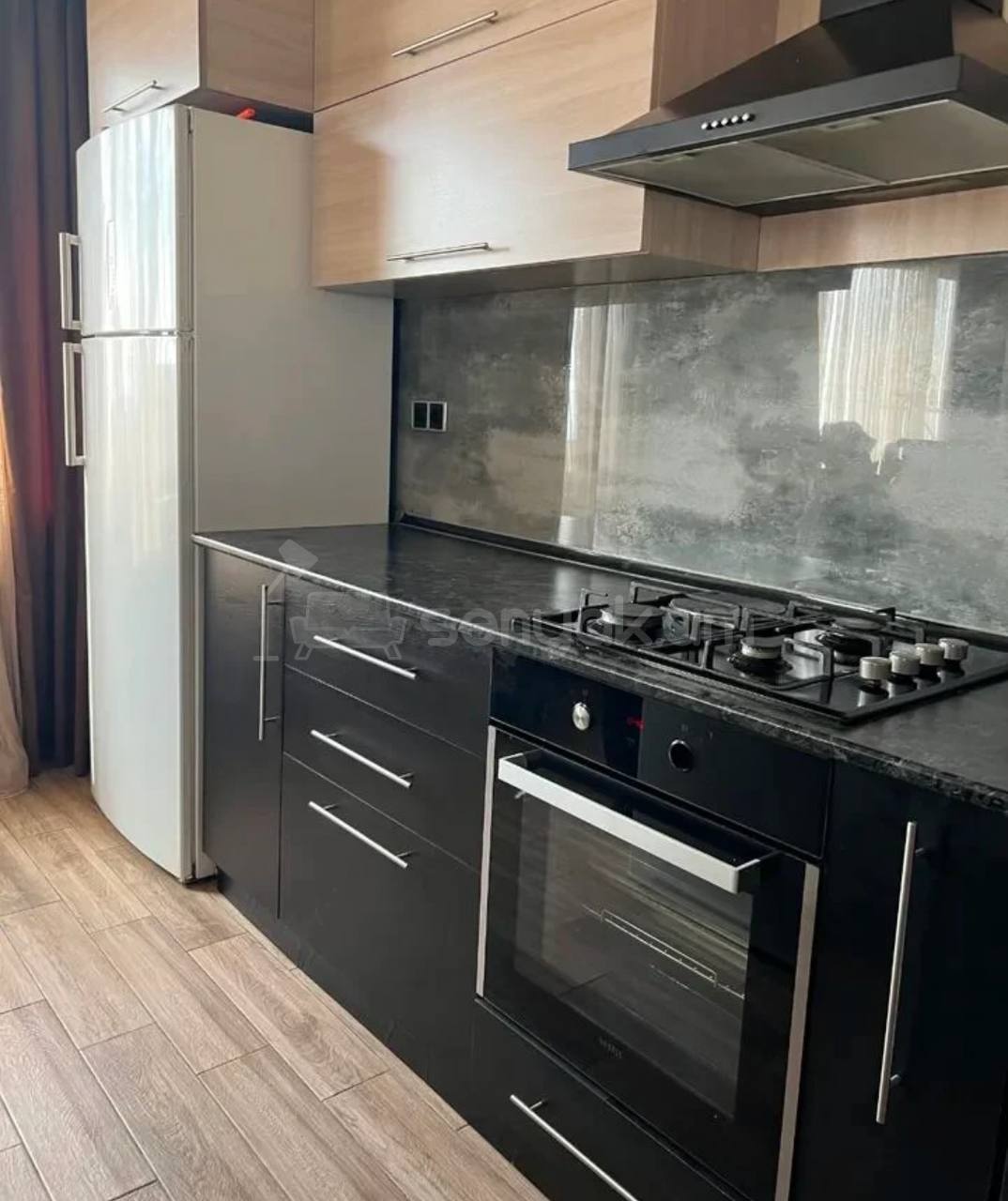 4 Սենյականոց Բնակարան, 85քմ, 8/14 հարկ, Դիզայներական Վերանորոգված