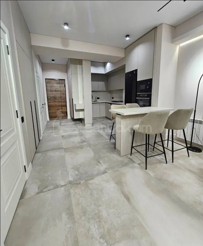 2 Սենյականոց Բնակարան Նորակառույցում, 70քմ, 11/18 հարկ, Դիզայներական Վերանորոգված, Կահավորված