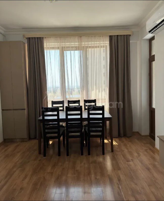 2 Սենյականոց Բնակարան Նորակառույցում, 60քմ, 10/17 հարկ, Կապիտալ Վերանորոգված, Կահավորված