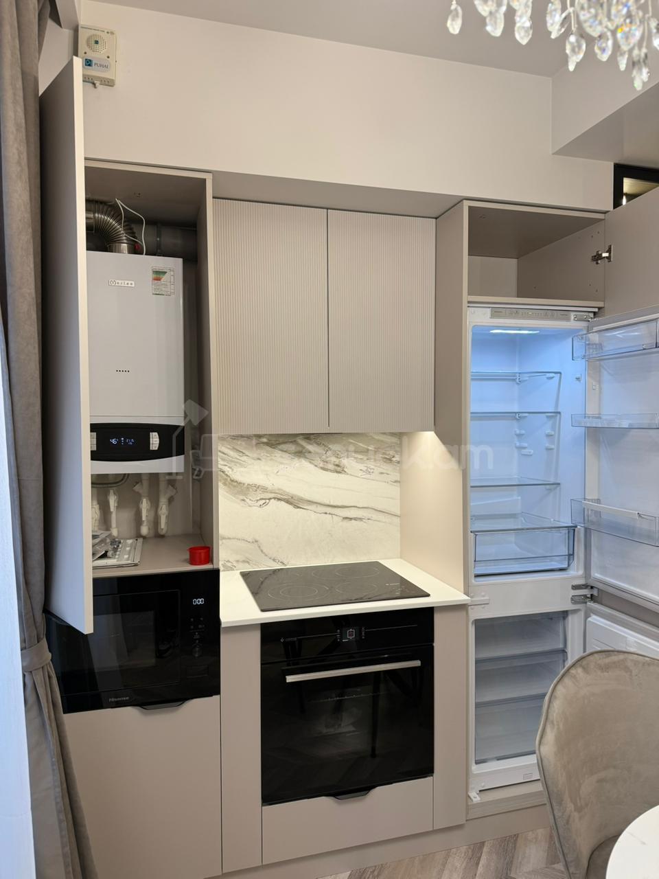 2 Սենյականոց Բնակարան, 42քմ, 3/8 հարկ, Կապիտալ Վերանորոգված