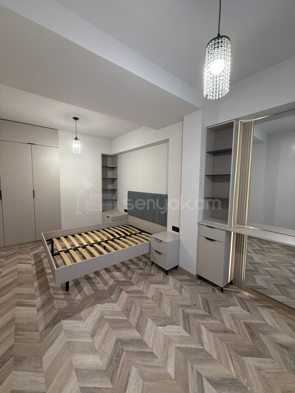 2 Սենյականոց Բնակարան, 42քմ, 3/8 հարկ, Կապիտալ Վերանորոգված