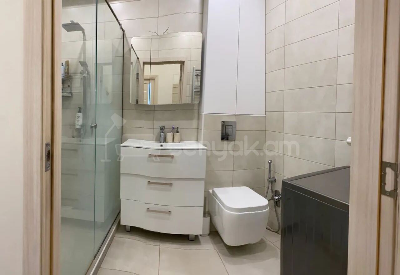 3 Սենյականոց Բնակարան Նորակառույցում, 83քմ, 10/12 հարկ, Կապիտալ Վերանորոգված